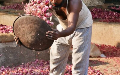 ENCOUNTERS AT THE JEANNIE AVENT GALLERY 